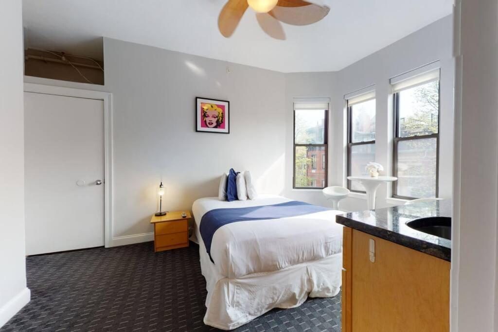 Cozy Downtown Boston Studio, #45 Bagian luar foto